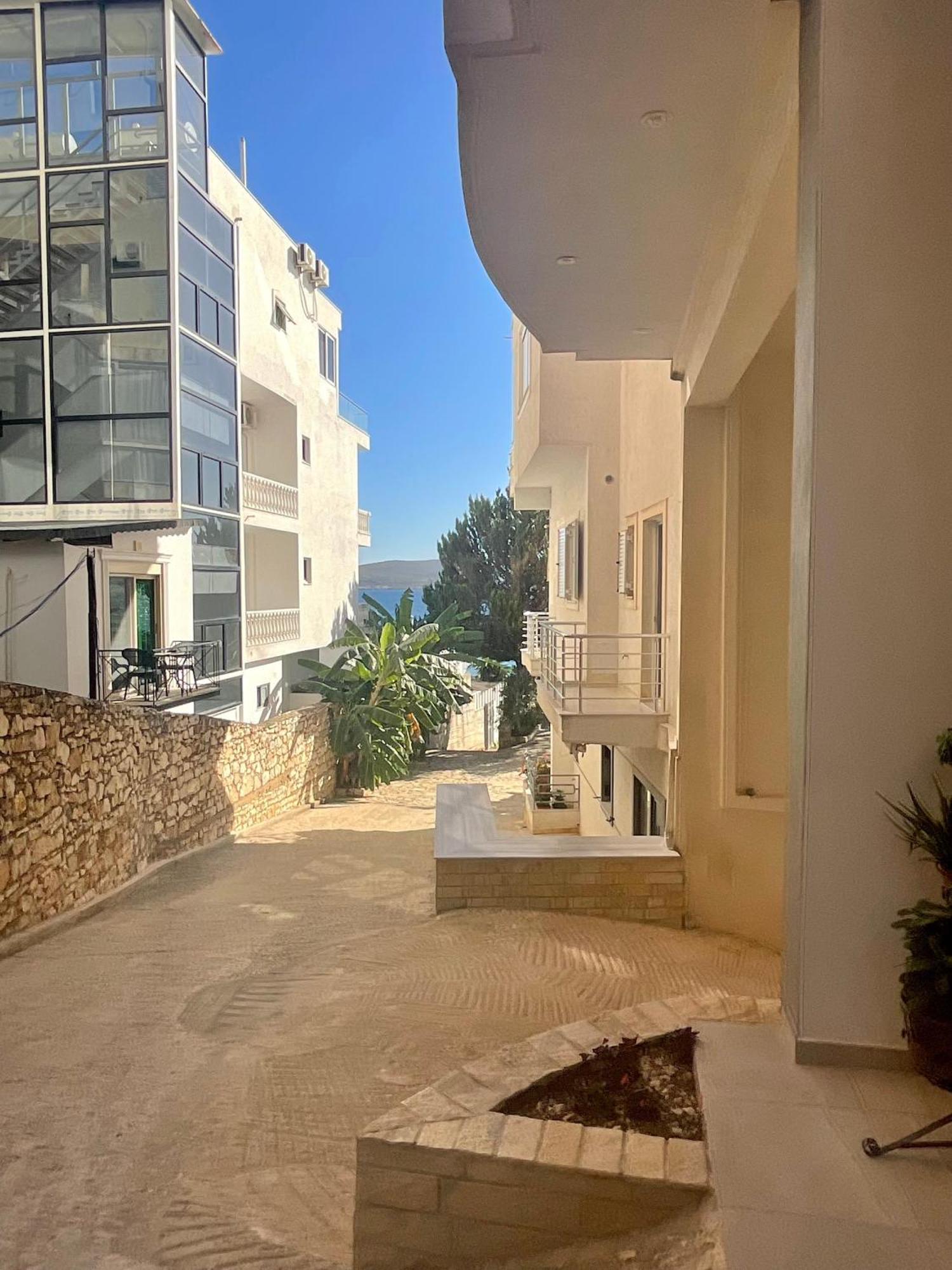 Mojito Beach Apartments With Free Parking Sarandë Exteriör bild