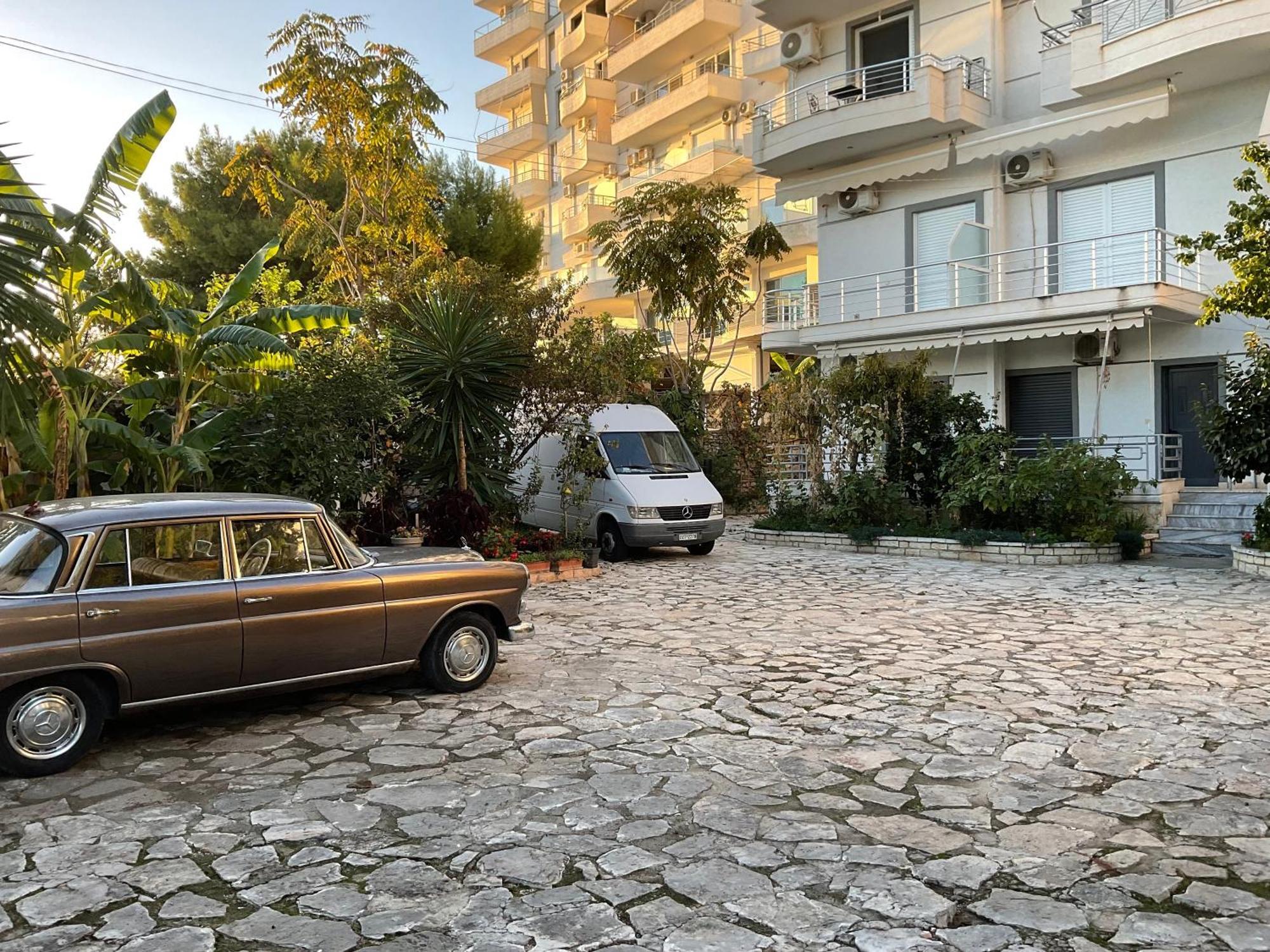 Mojito Beach Apartments With Free Parking Sarandë Exteriör bild