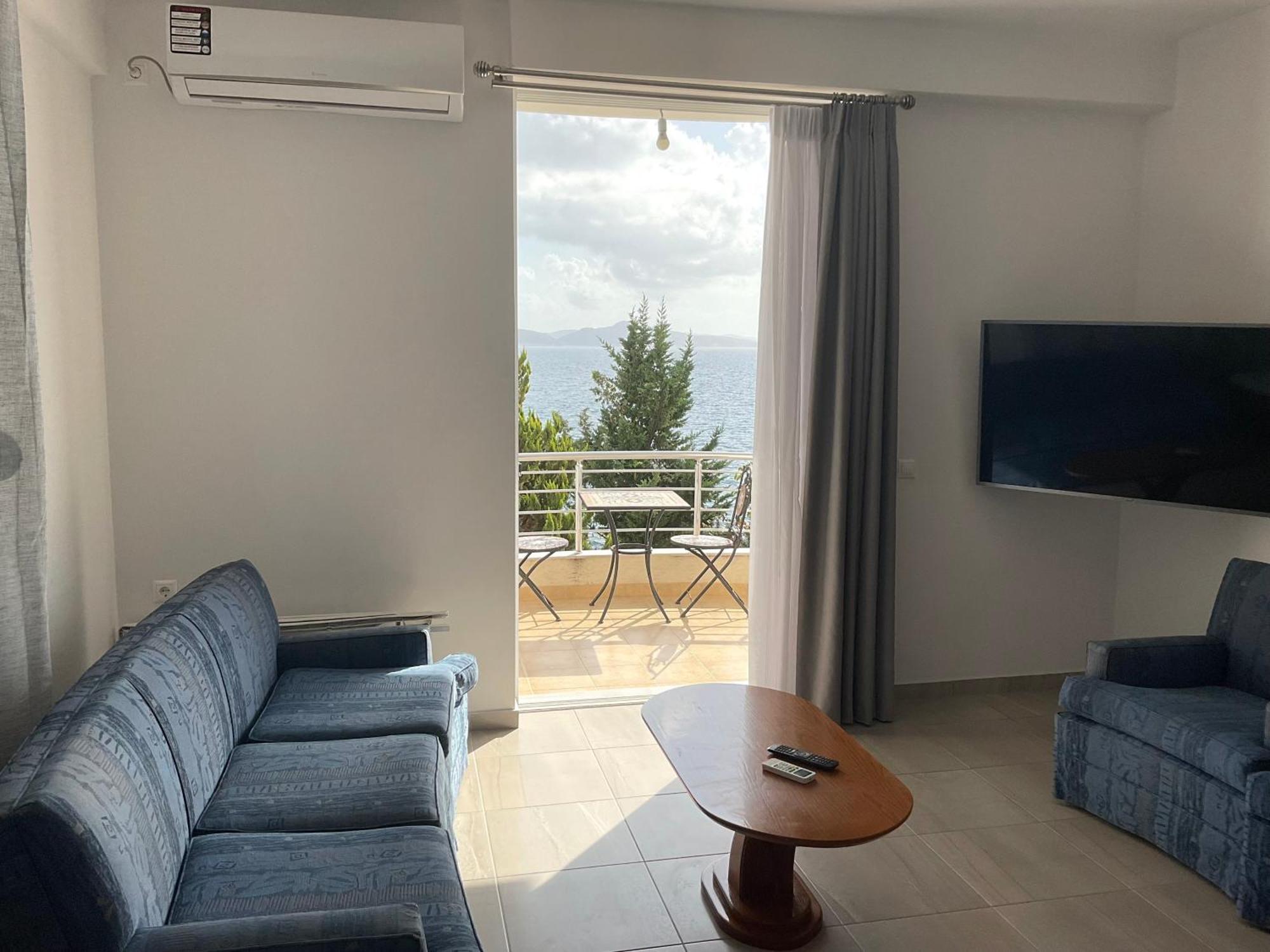 Mojito Beach Apartments With Free Parking Sarandë Exteriör bild