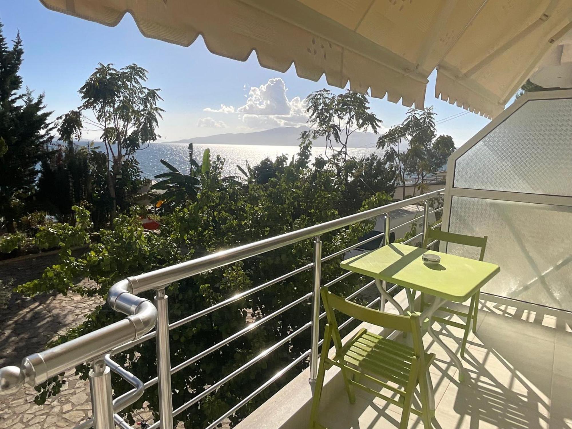 Mojito Beach Apartments With Free Parking Sarandë Exteriör bild