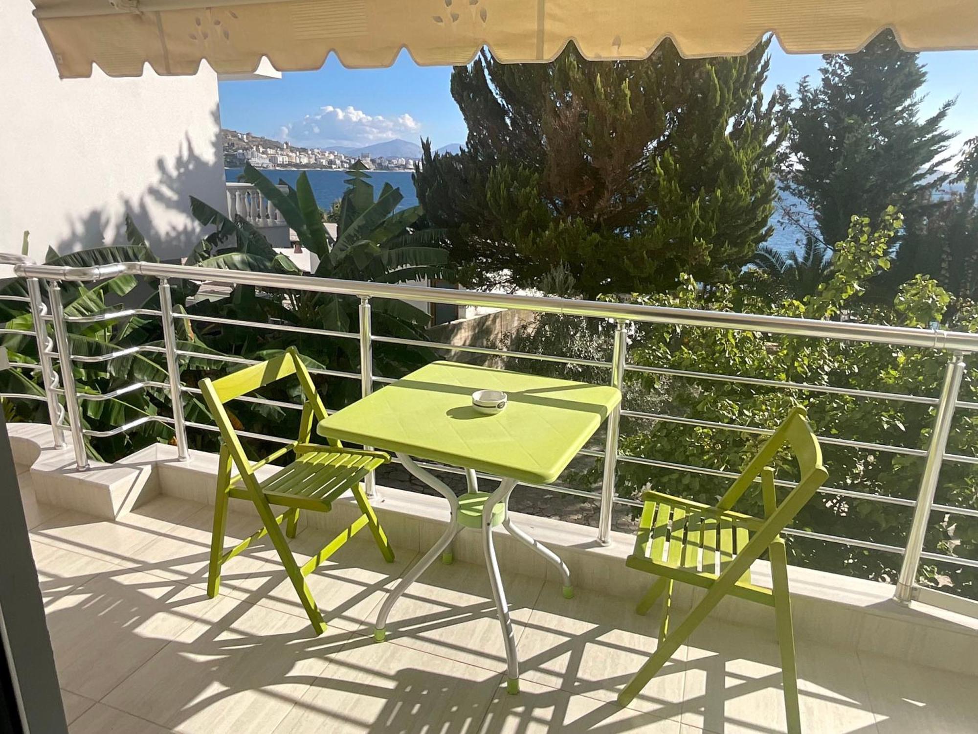 Mojito Beach Apartments With Free Parking Sarandë Exteriör bild