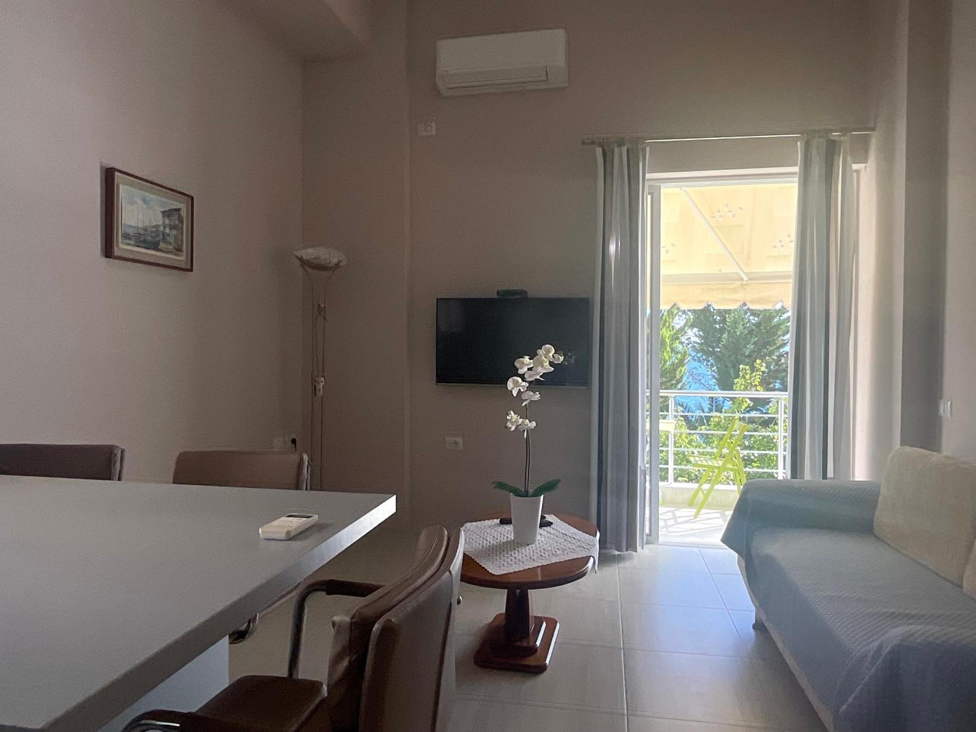 Mojito Beach Apartments With Free Parking Sarandë Exteriör bild