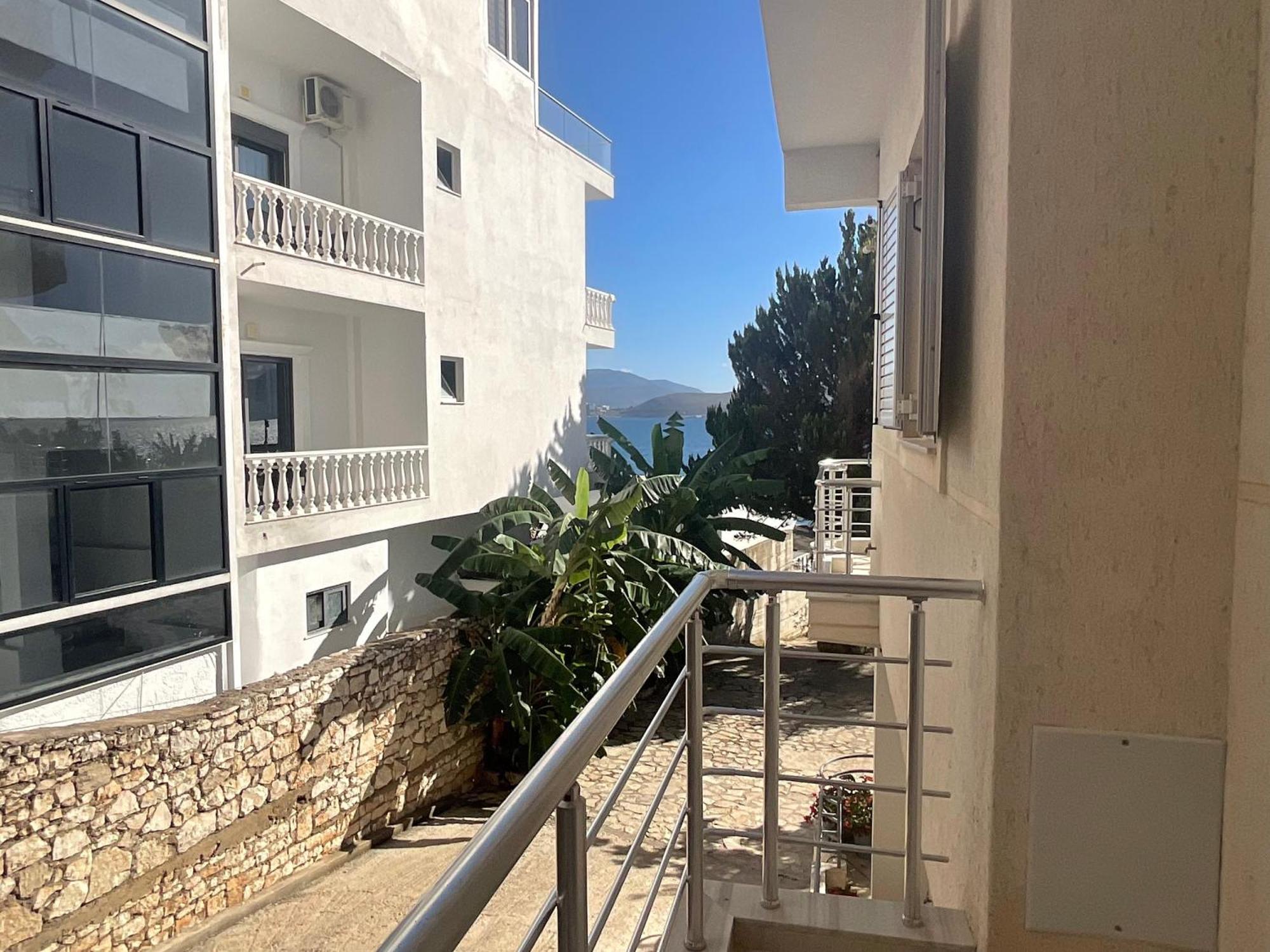 Mojito Beach Apartments With Free Parking Sarandë Exteriör bild